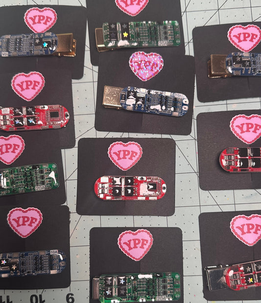 MYSTERY circuitboard hairclip