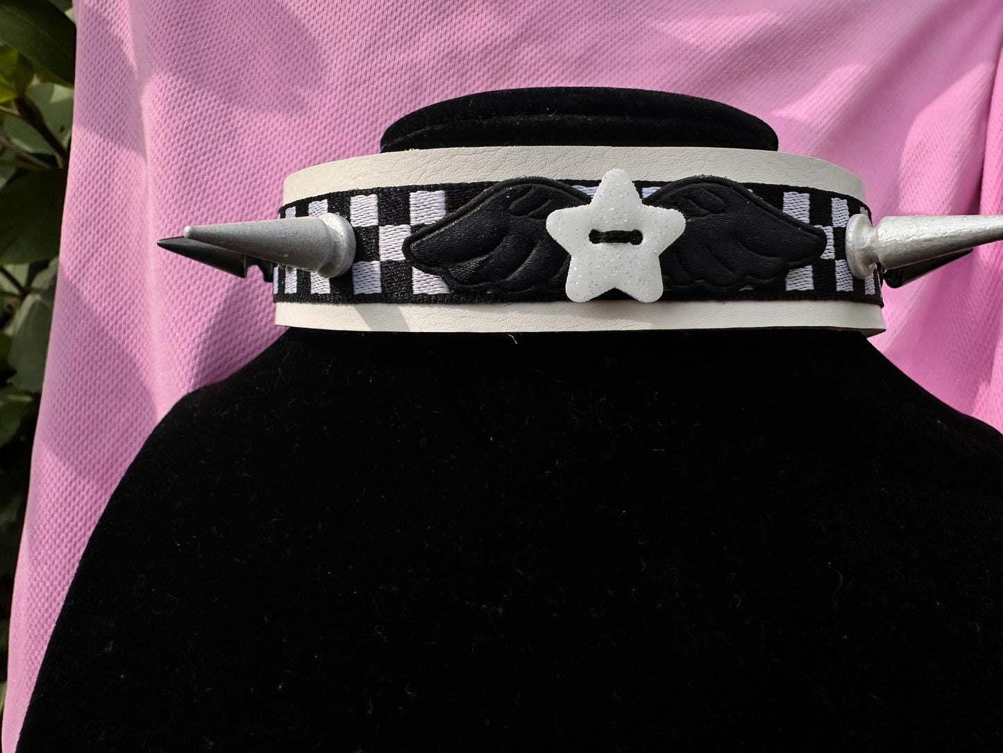 Checkers Spiked Choker