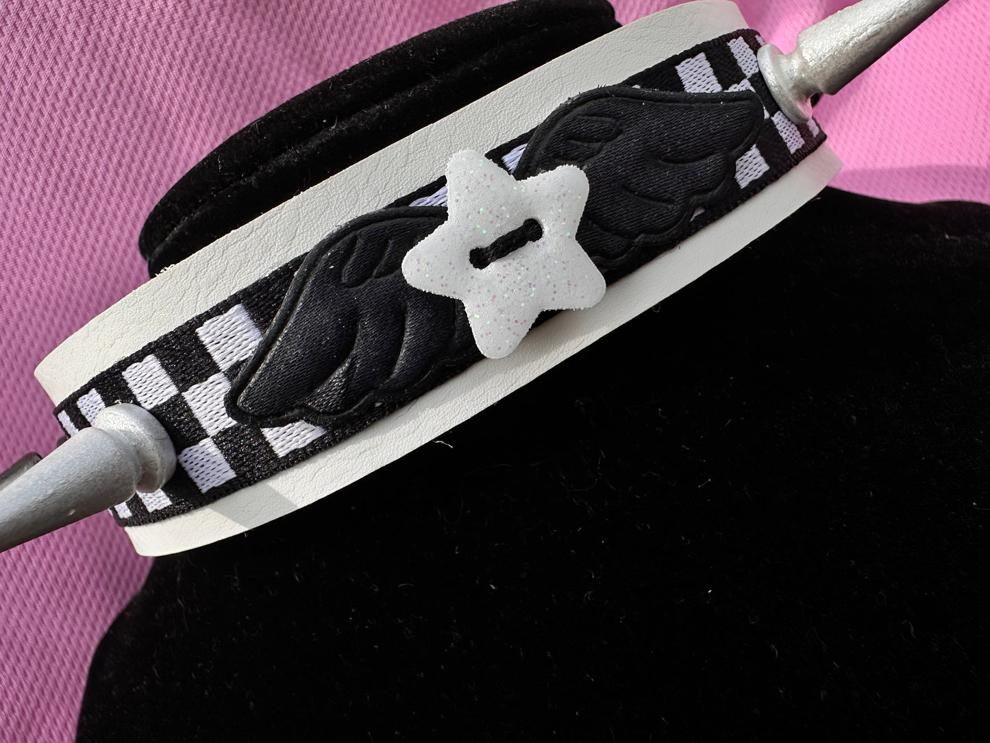 Checkers Spiked Choker