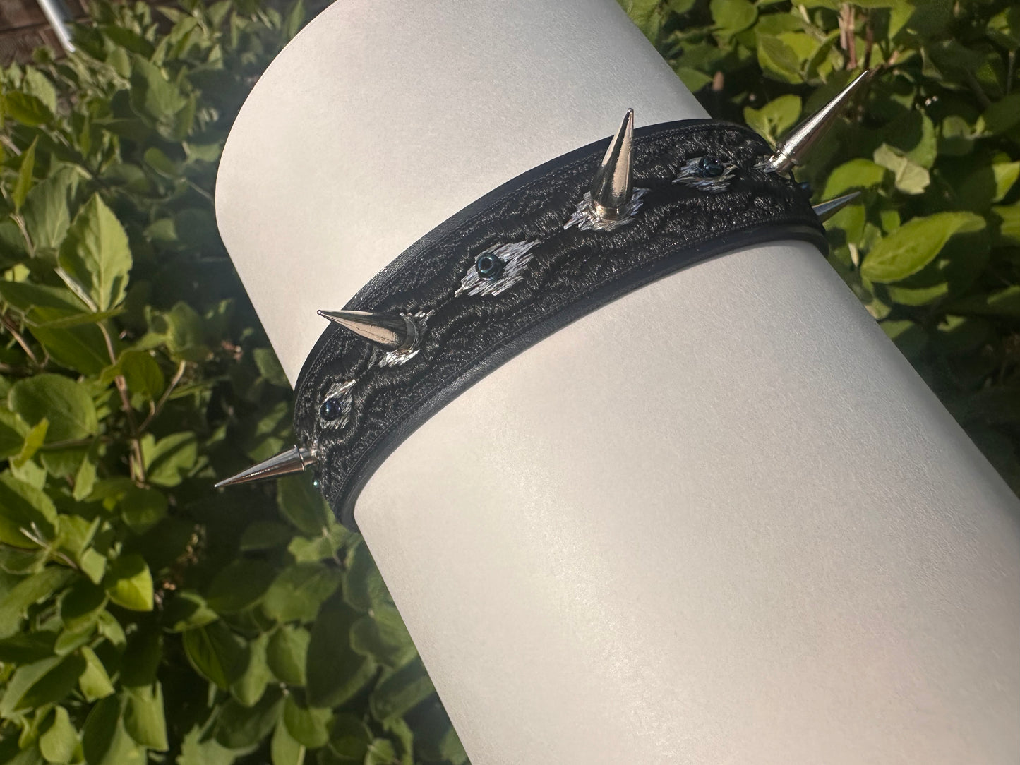 Void Eyes Spiked Choker [prototype]