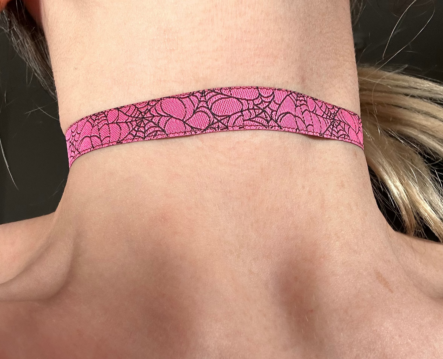 pink and black reversible spider web choker necklace